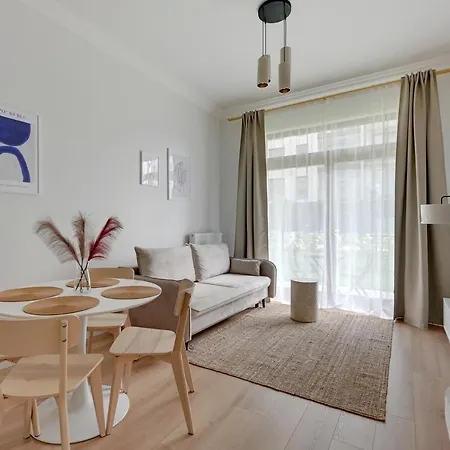 Zajezdnia Wrzeszcz Seaside & Parking By Downtown Apartments Gdansk Exterior photo
