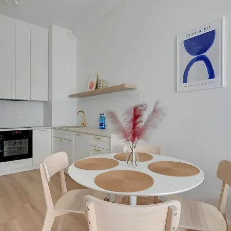 Zajezdnia Wrzeszcz Seaside & Parking By Downtown Apartments Gdansk Exterior photo