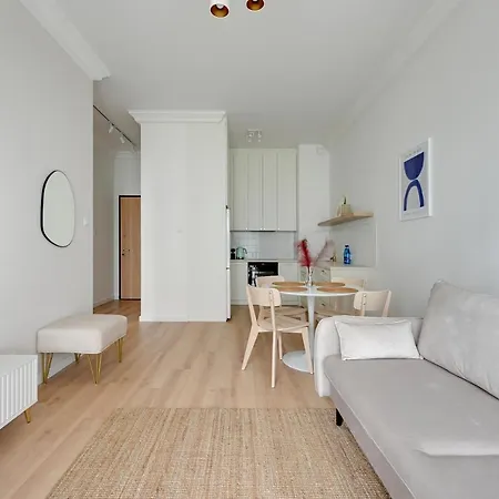Zajezdnia Wrzeszcz Seaside & Parking By Downtown Apartments Gdansk Exterior photo